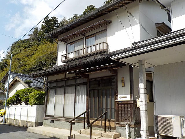 東町宇屋の上　貸家