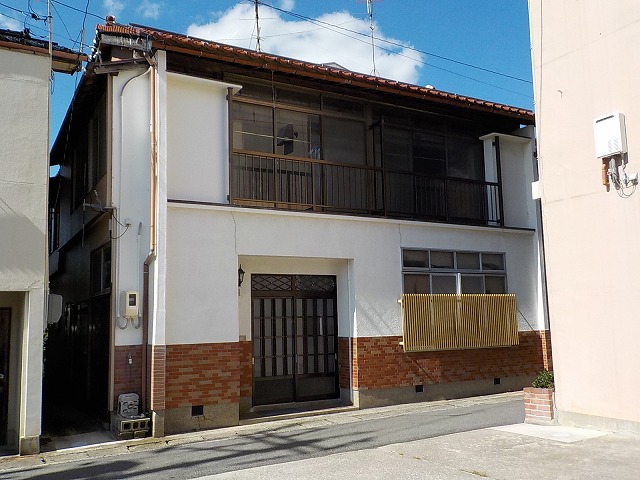 西町八尾の一　売家